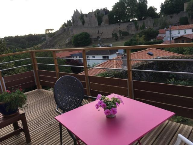 Les 3 Pigeons Hotel Бресюр Екстериор снимка